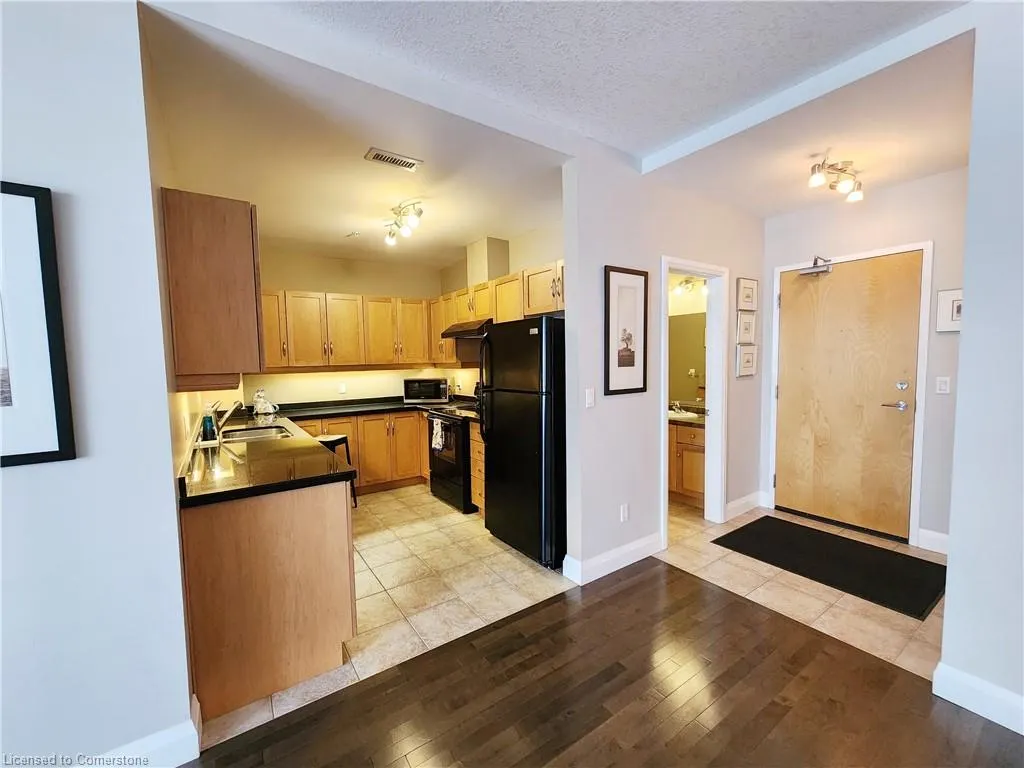 165 Duke Street E, #202