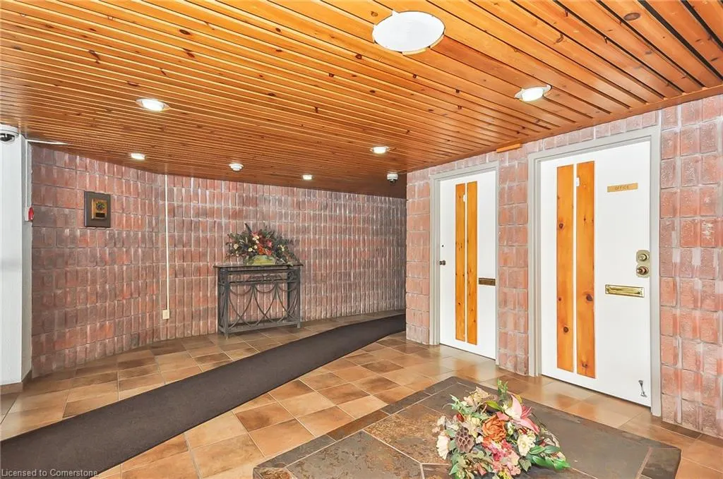 22 Marilyn Drive, #608