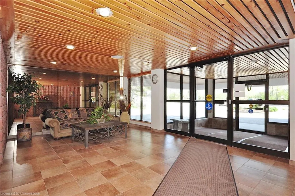 22 Marilyn Drive, #608