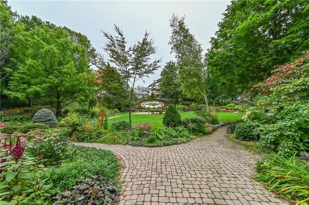 22 Marilyn Drive, #608