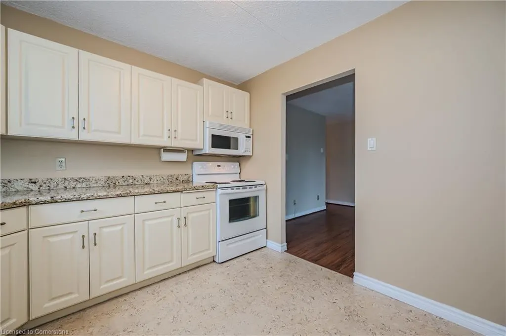 22 Marilyn Drive, #608