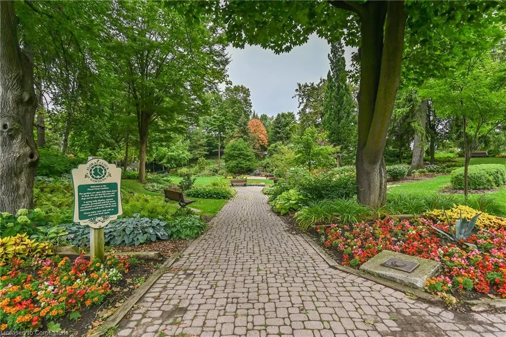 22 Marilyn Drive, #608