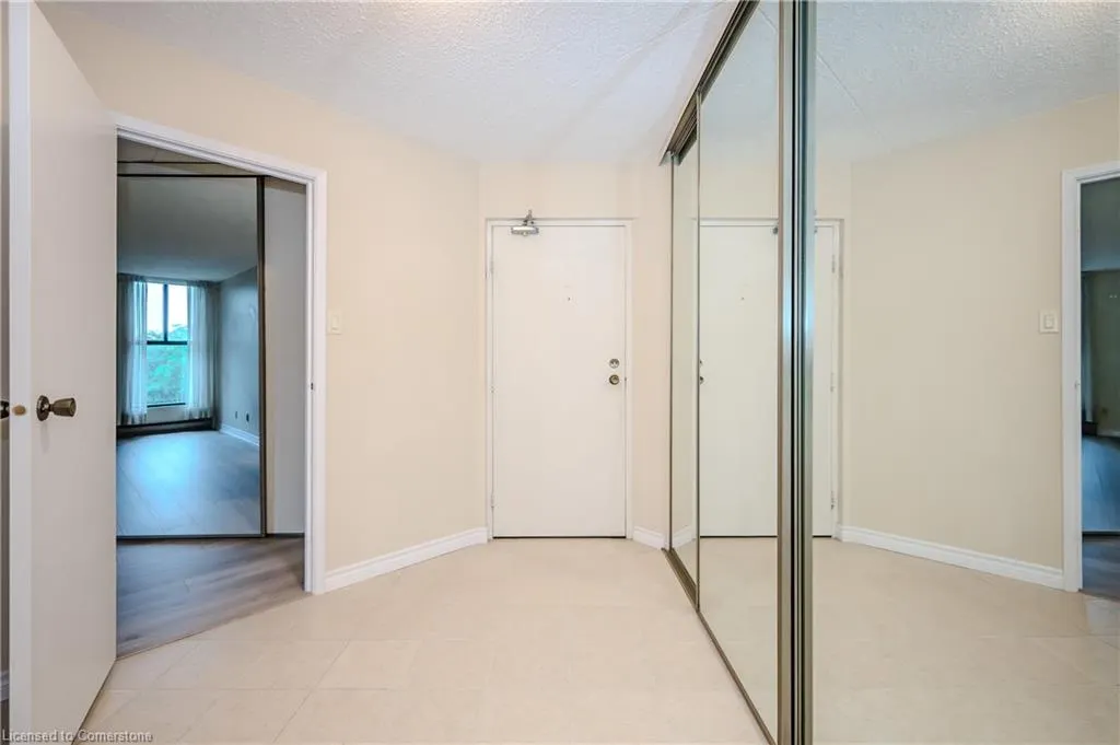 22 Marilyn Drive, #608
