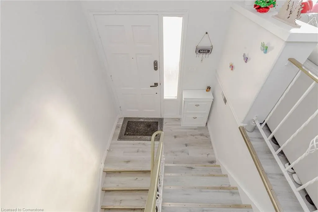 512 Glendene Crescent