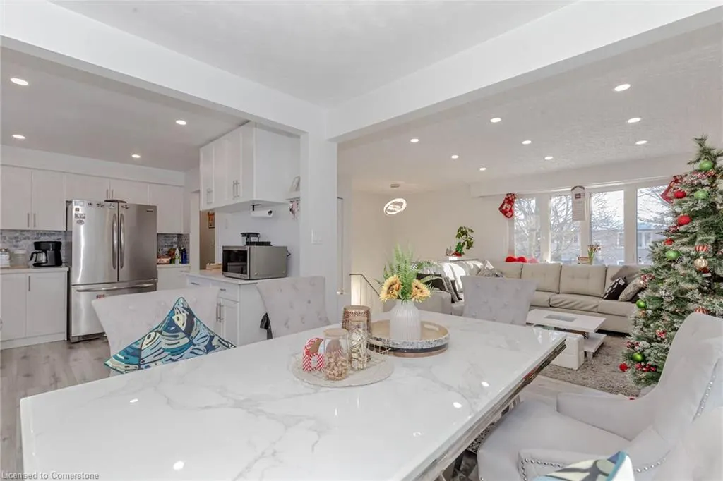 512 Glendene Crescent