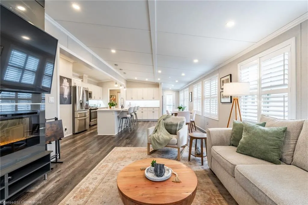 4449 Milburough Line, #8 Poplar