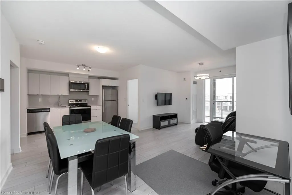 3200 Dakota Common Common, #B317