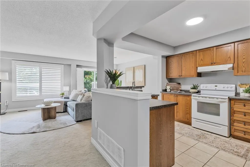 130 Robert Street, #32