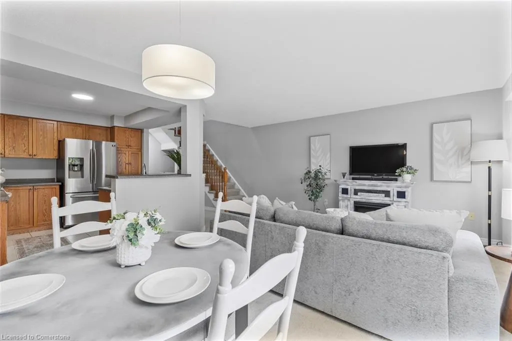 130 Robert Street, #32