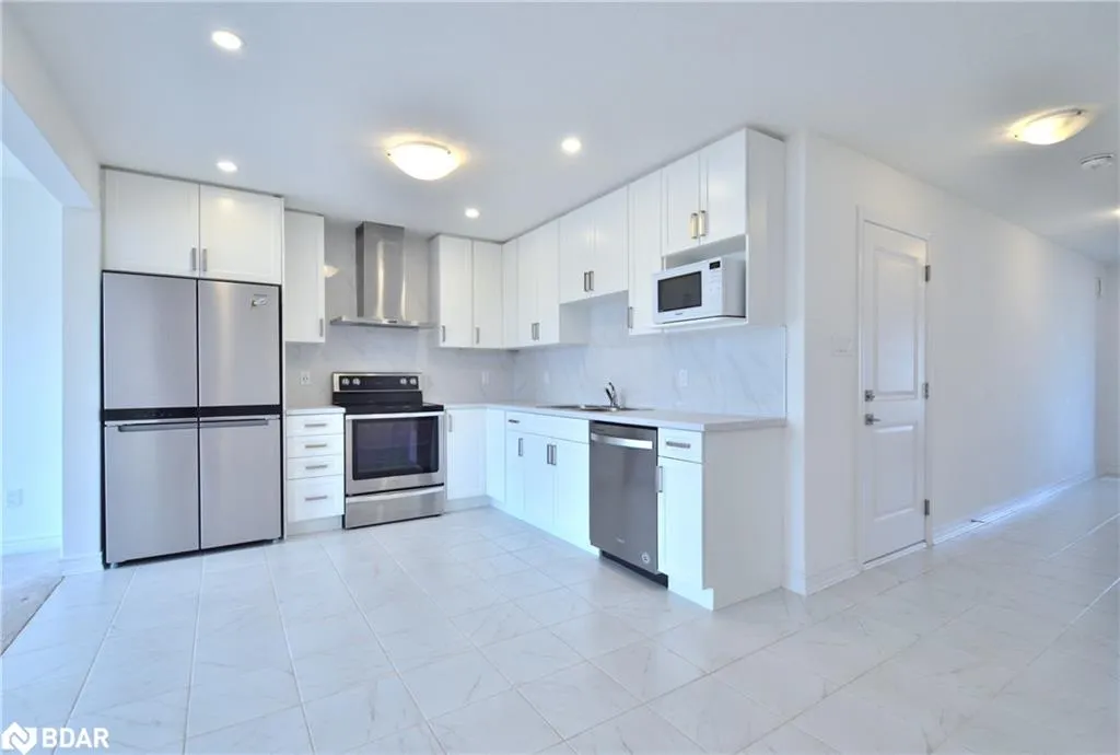 49 Archer Avenue