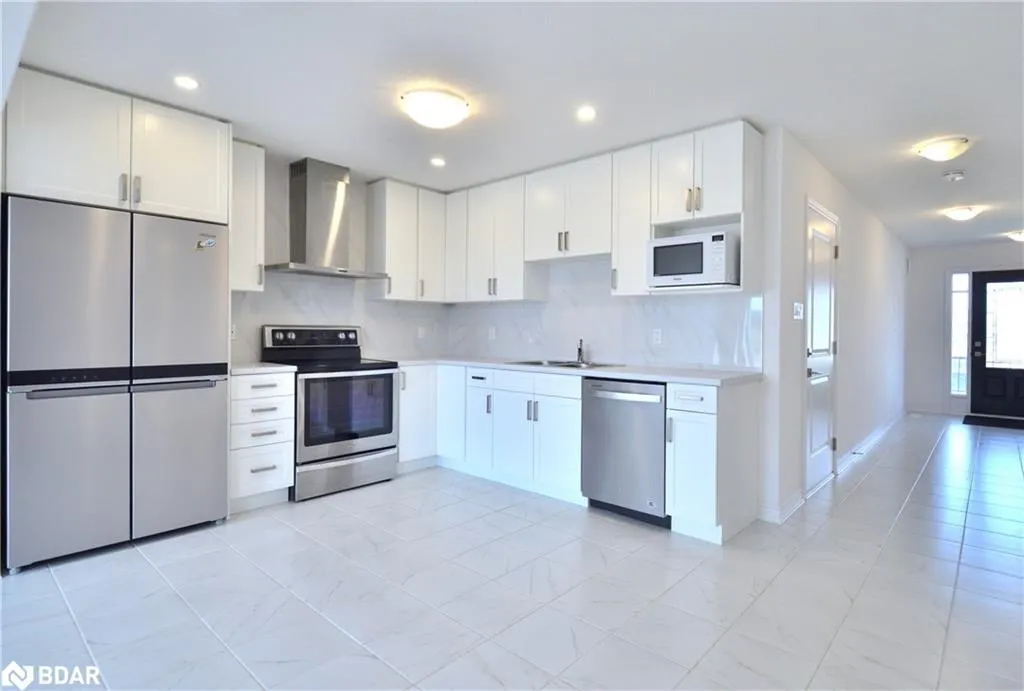 49 Archer Avenue