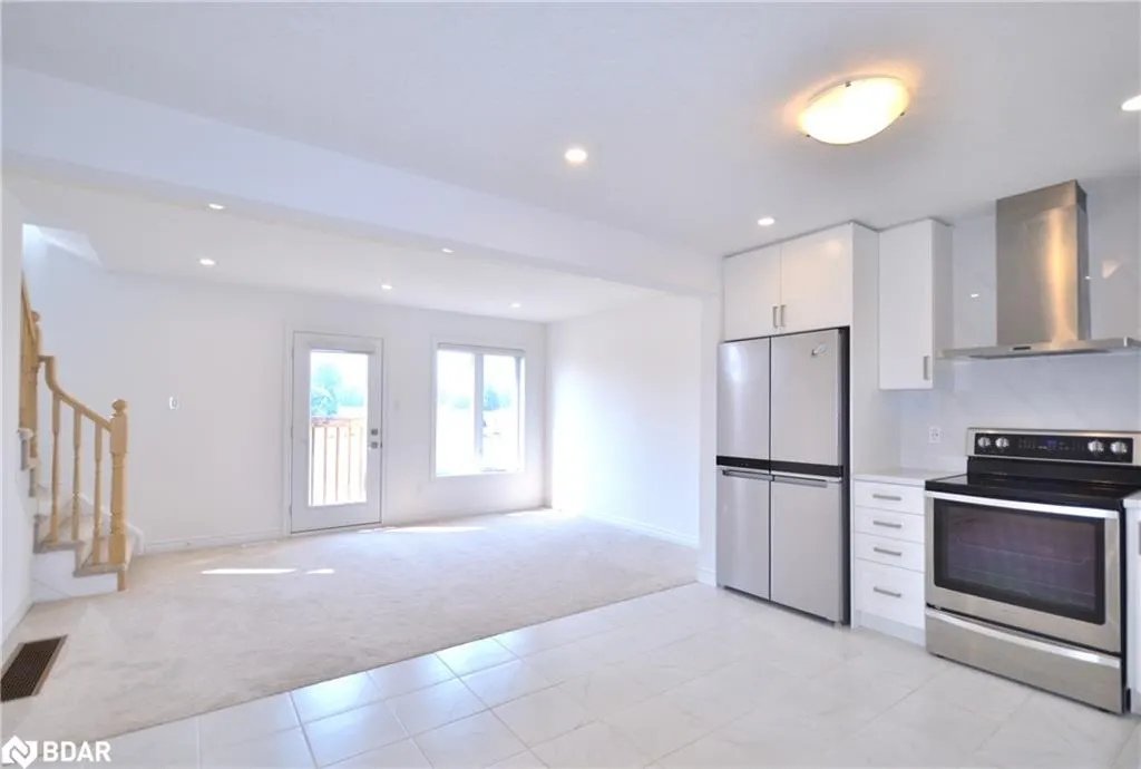 49 Archer Avenue