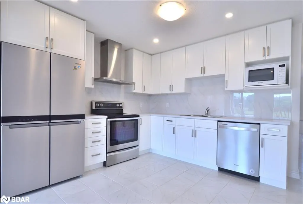 49 Archer Avenue