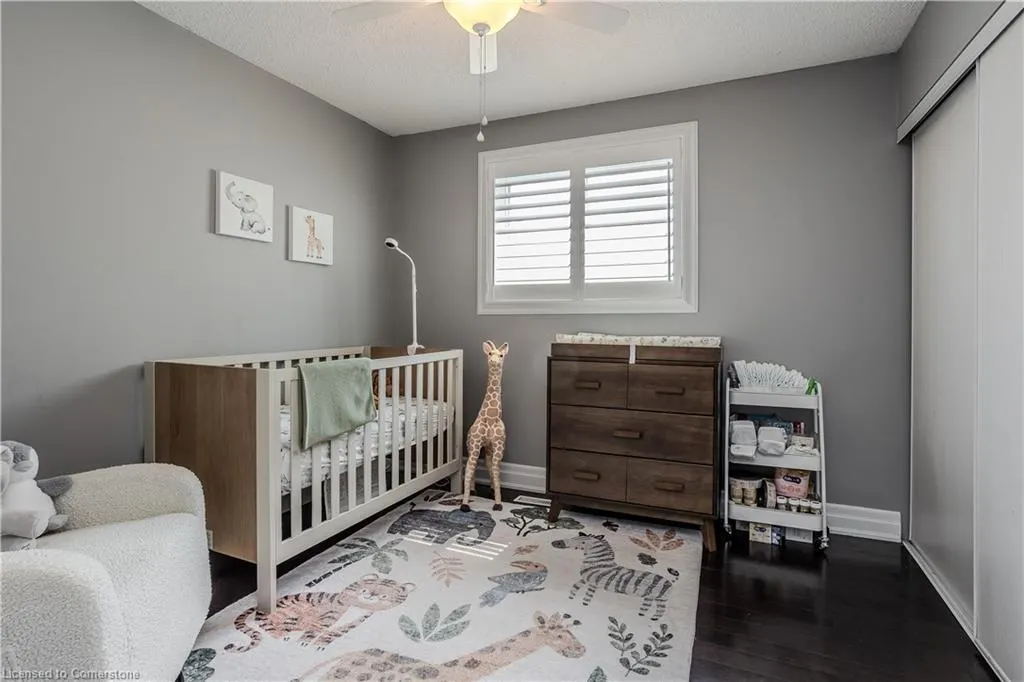 447 Woodview Road, #3