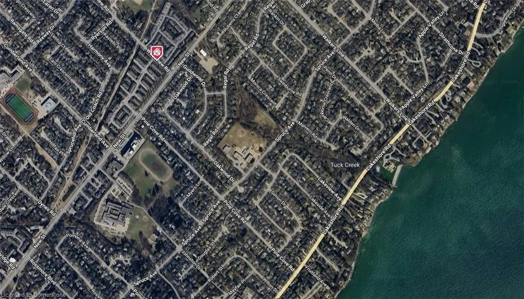 447 Woodview Road, #3