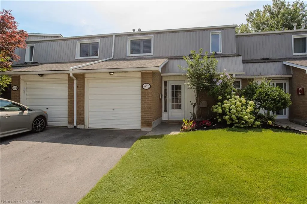 447 Woodview Road, #3