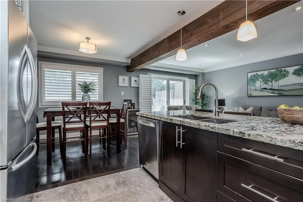 447 Woodview Road, #3