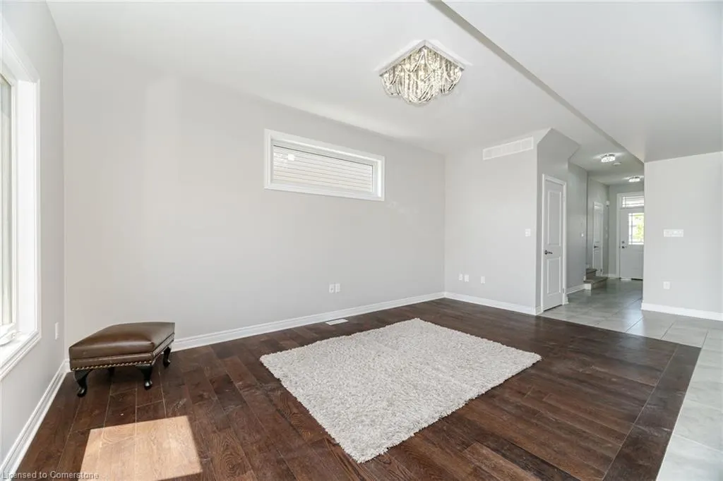9 Bowman Crescent