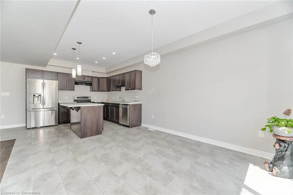 9 Bowman Crescent