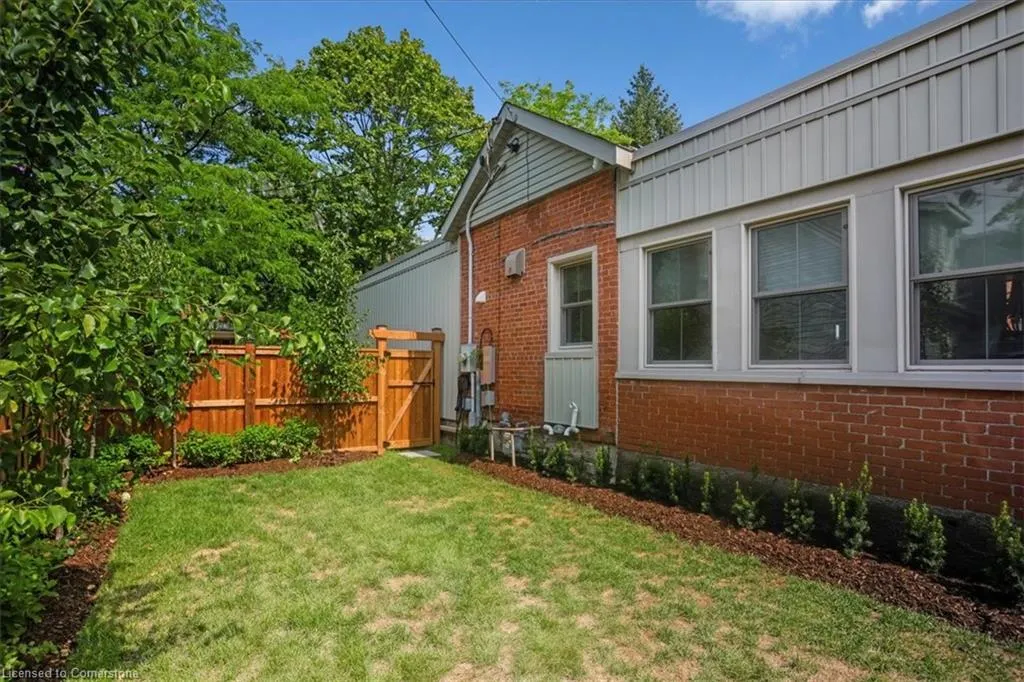 524 Locust Street