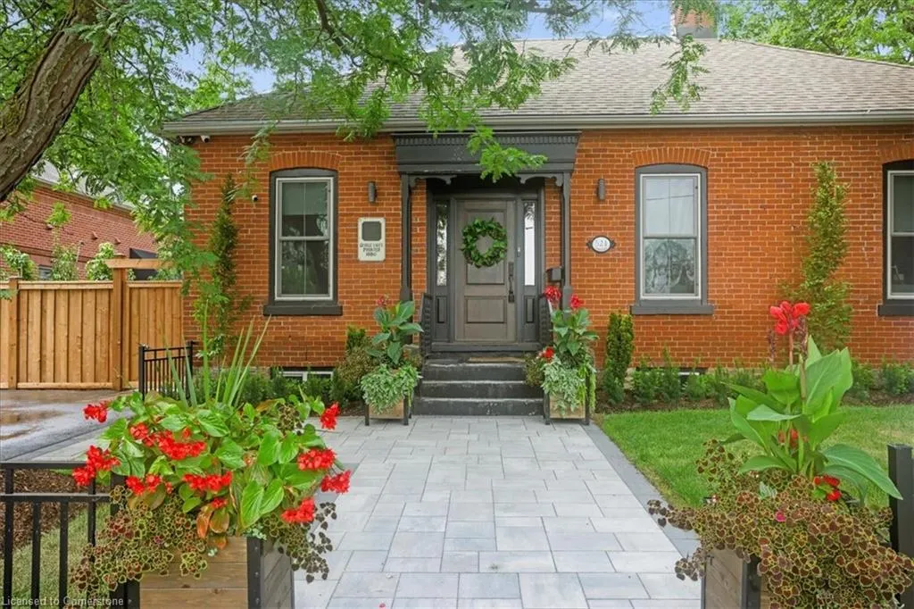 524 Locust Street