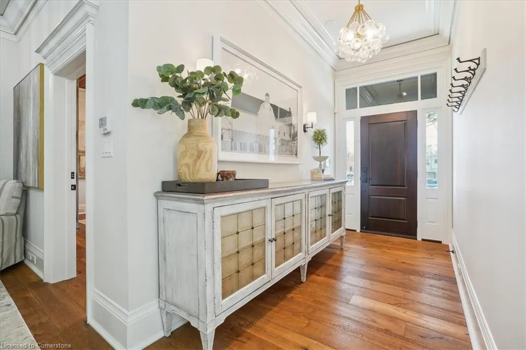 524 Locust Street