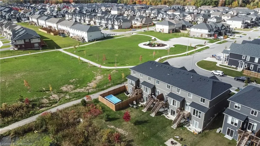 21 Lamb Crescent