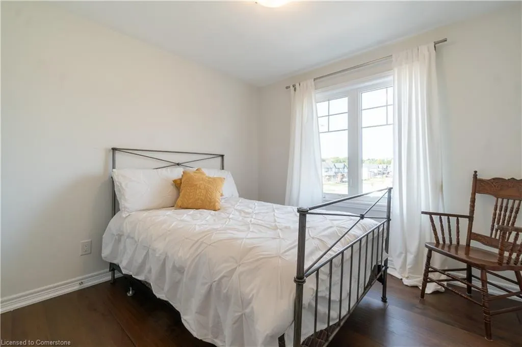 21 Lamb Crescent