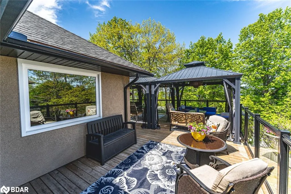 64 Woodcrest Road