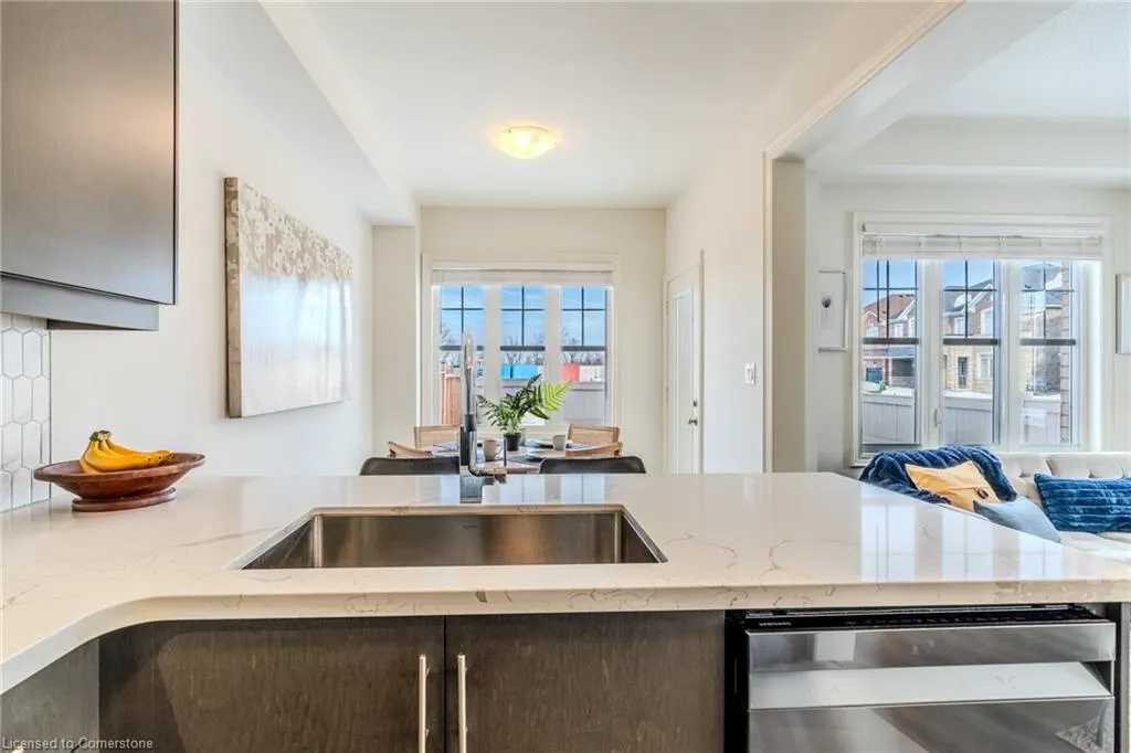 2 Holcomb Terrace