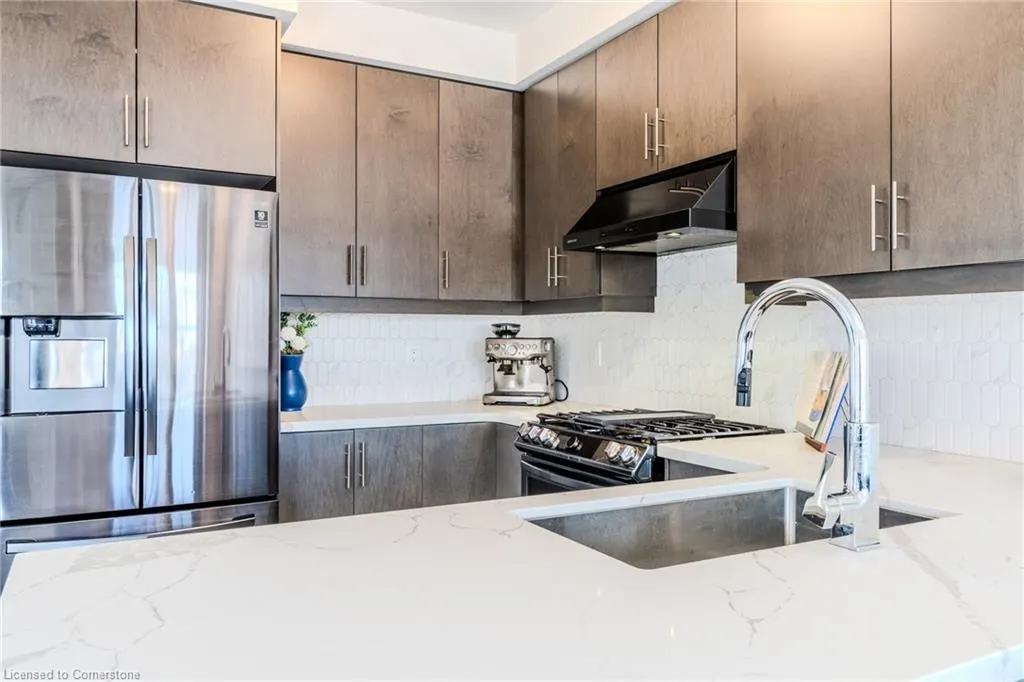 2 Holcomb Terrace