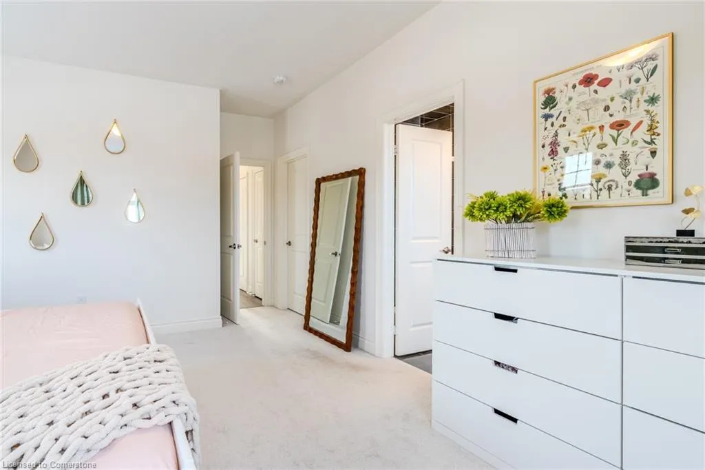2 Holcomb Terrace