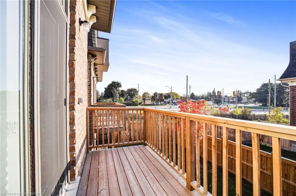 2122 Royal Gala Circle