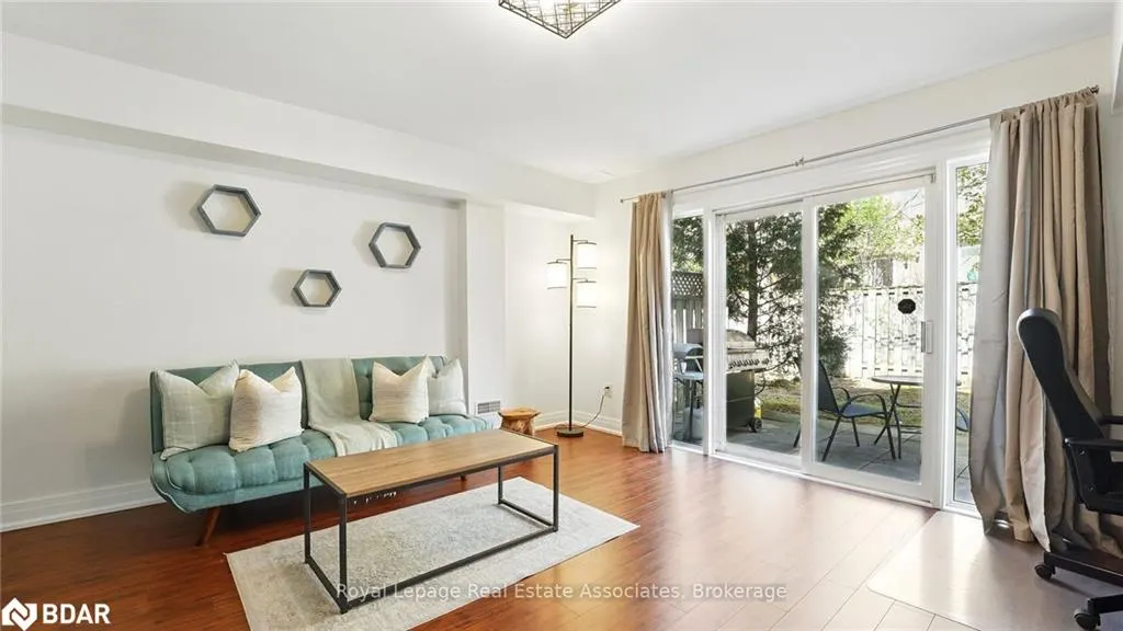 1355 Rathburn Road E, #35