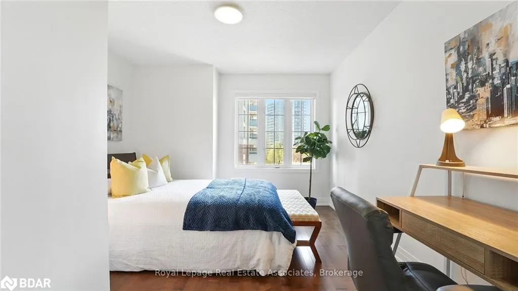 1355 Rathburn Road E, #35