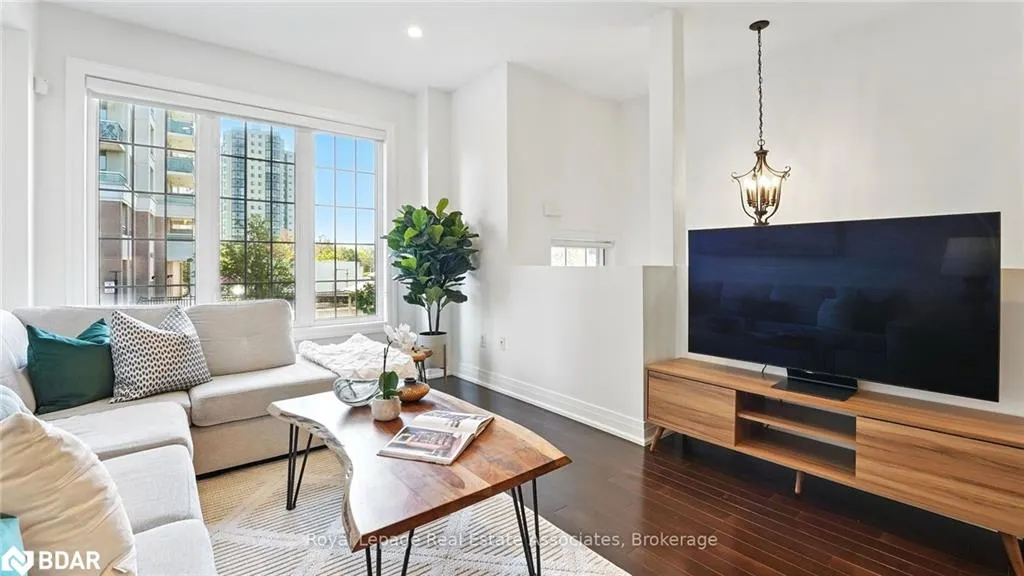 1355 Rathburn Road E, #35