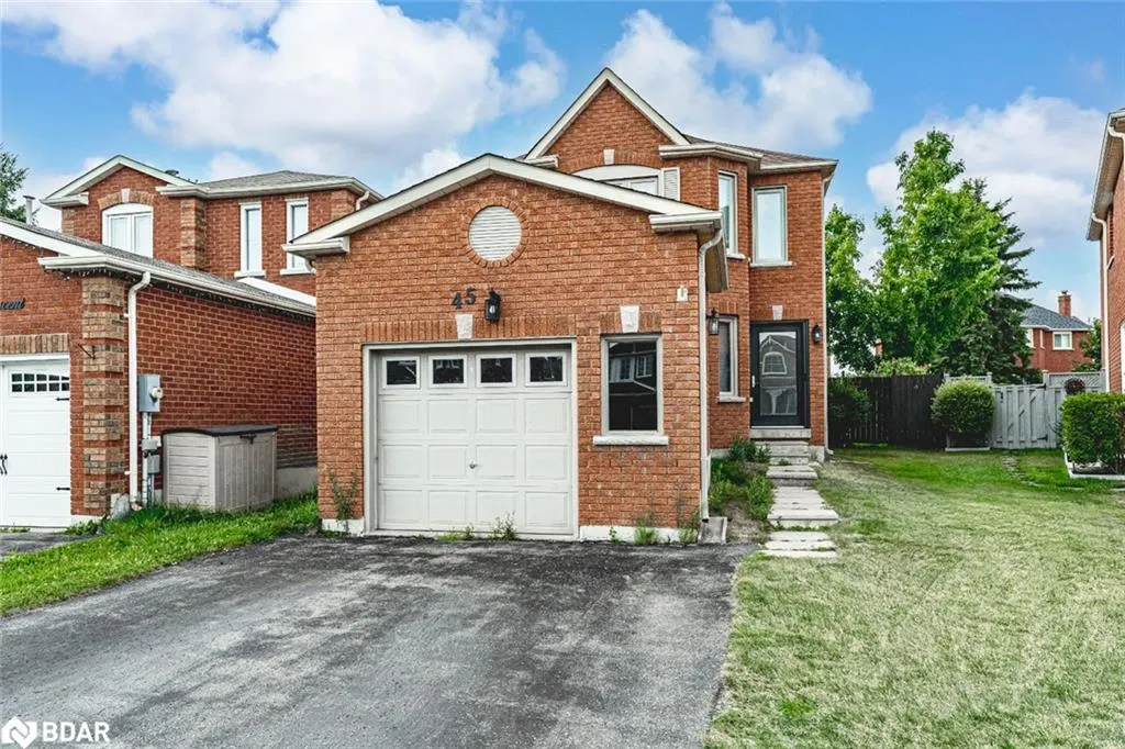 45 Weatherup Crescent