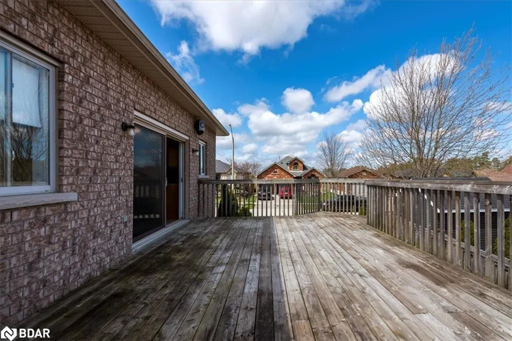 33 Primrose Crescent