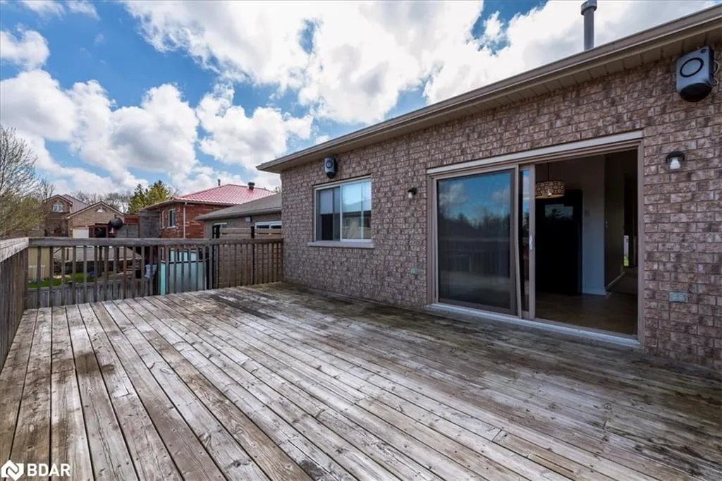 33 Primrose Crescent