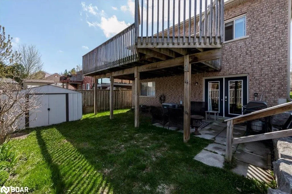 33 Primrose Crescent
