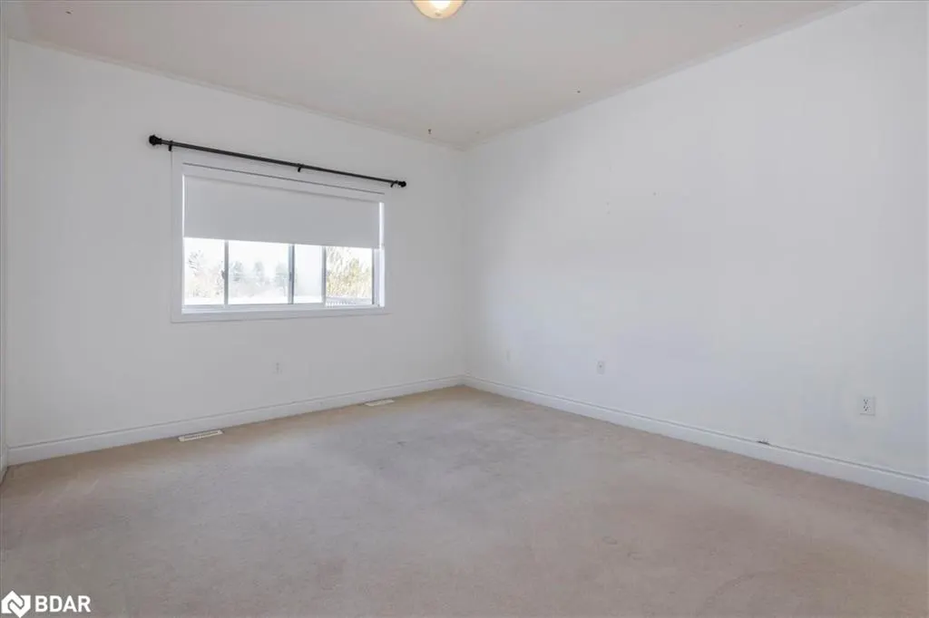 33 Primrose Crescent