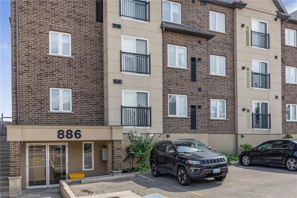 886 Golf Links Road, #108
