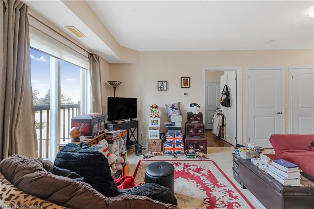 886 Golf Links Road, #108