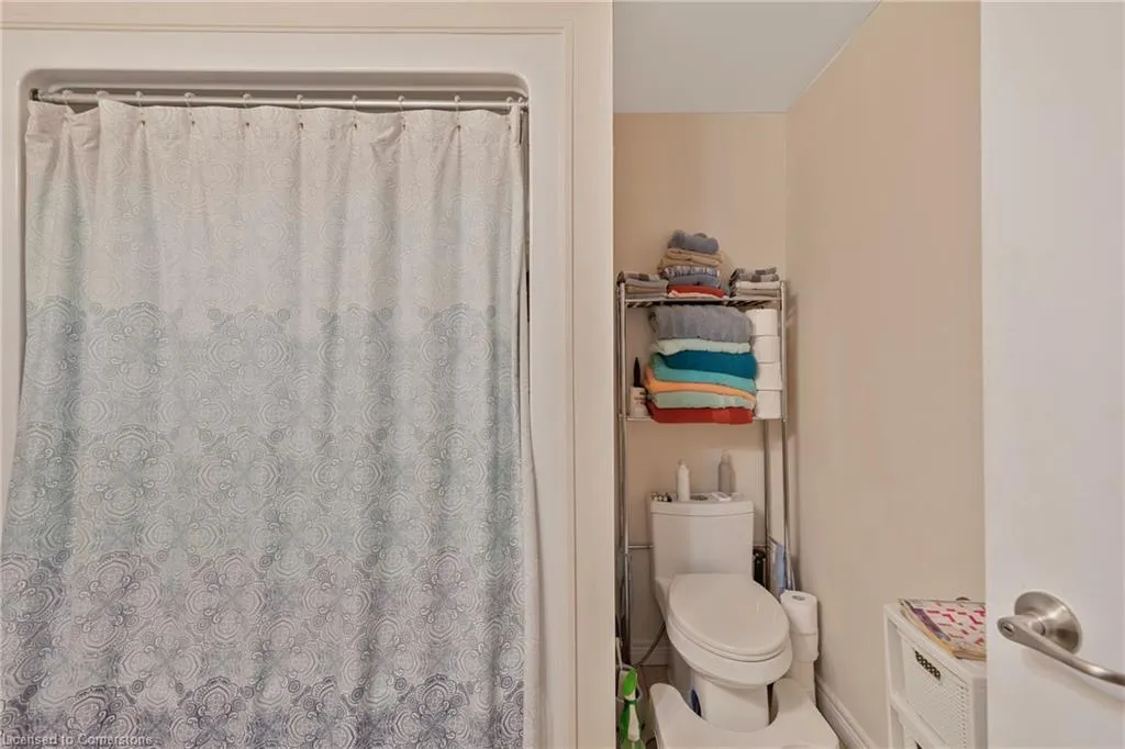 886 Golf Links Road, #108