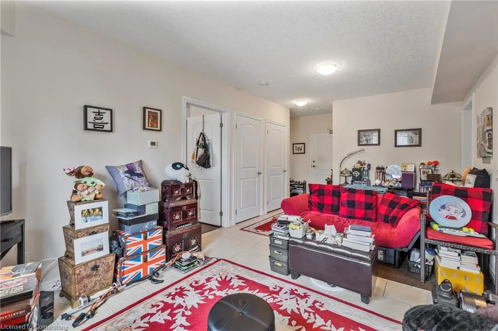 886 Golf Links Road, #108