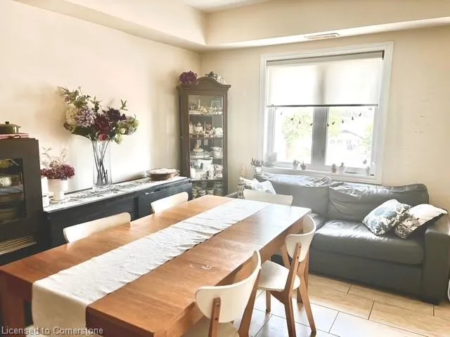 886 Golf Links Road, #302