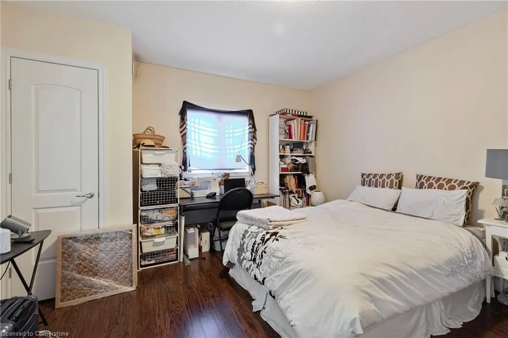 886 Golf Links Road, #302