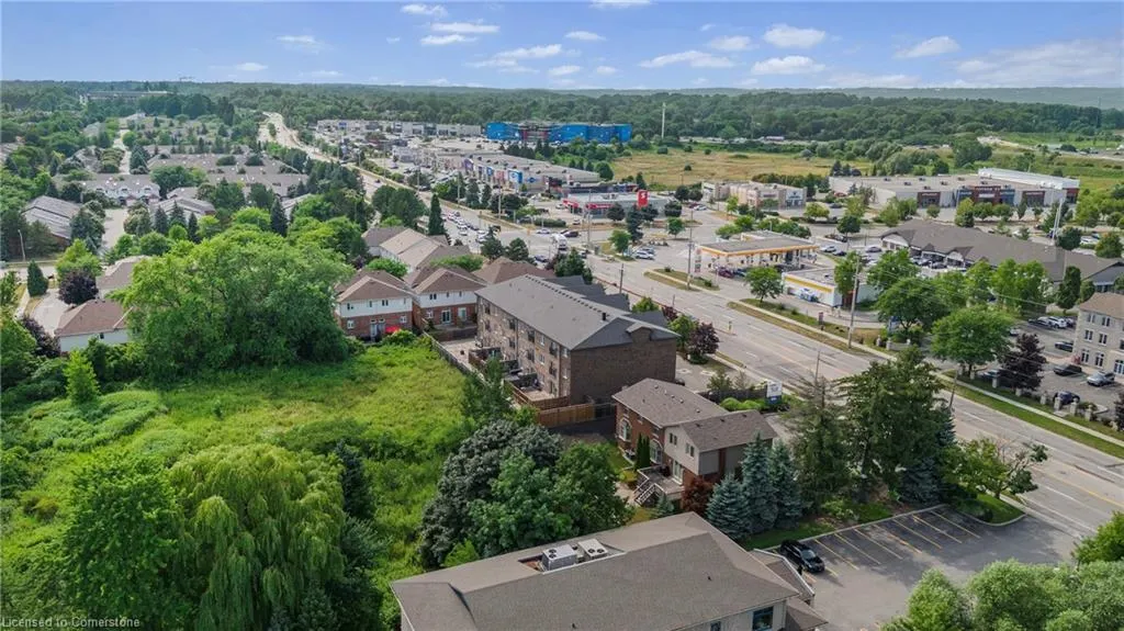 886 Golf Links Road, #302