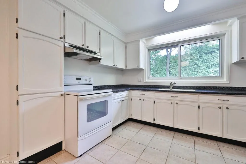 2501 Benedet Drive