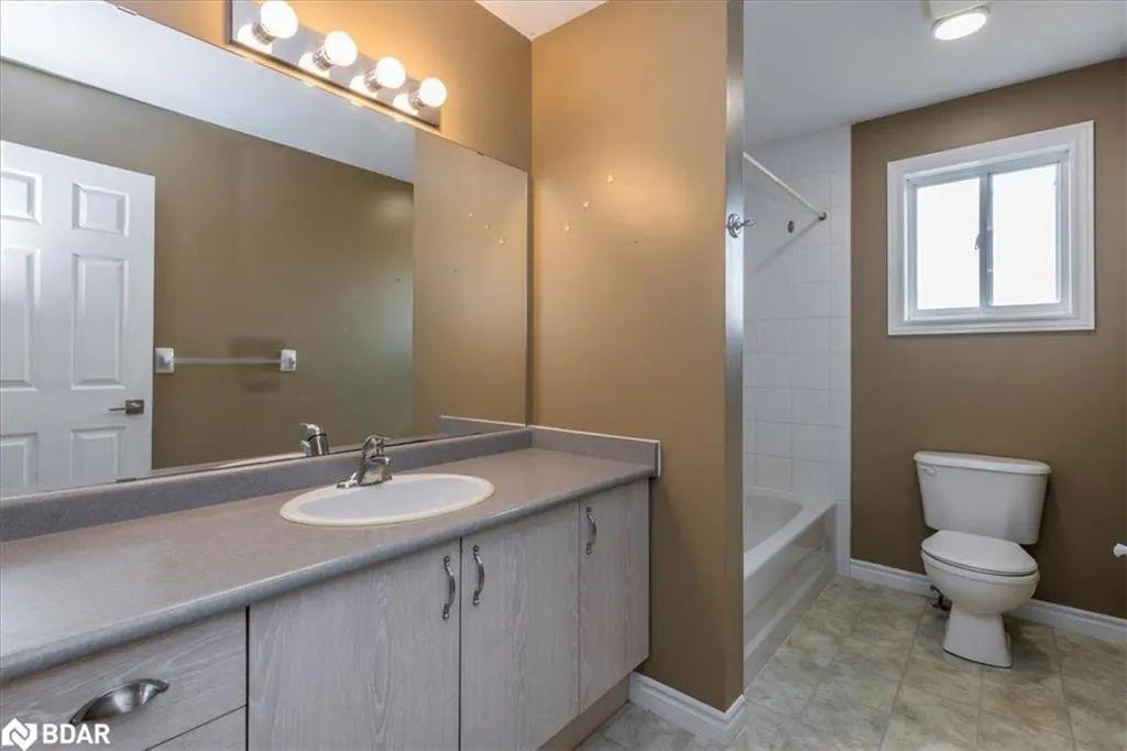 12 Revelstoke Court